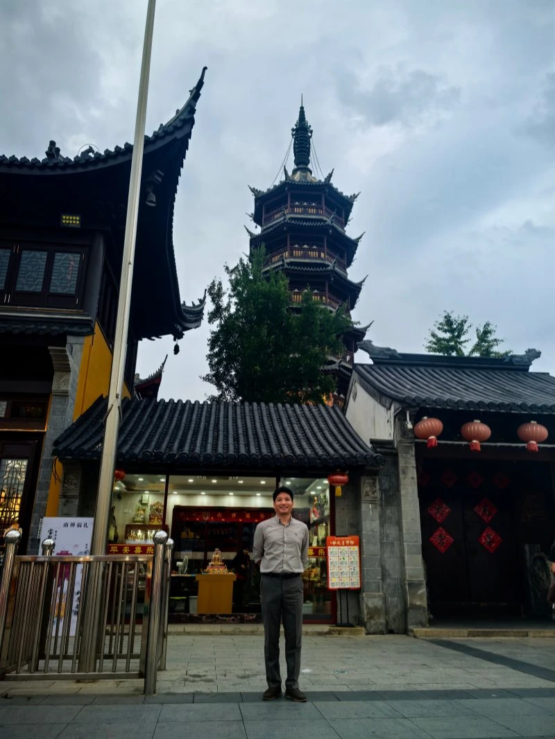 Korean Customer Visits Xurui Metal In Wuxi For Inconel Alloy Inspection Korean Customer Visits Xurui Metal In Wuxi For Inconel Alloy Inspection